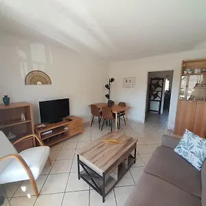 Appartement Petit Coin De Paradis 2 Mn De La 2chs Balcon Clim Parking, Six-Fours-les-Plages